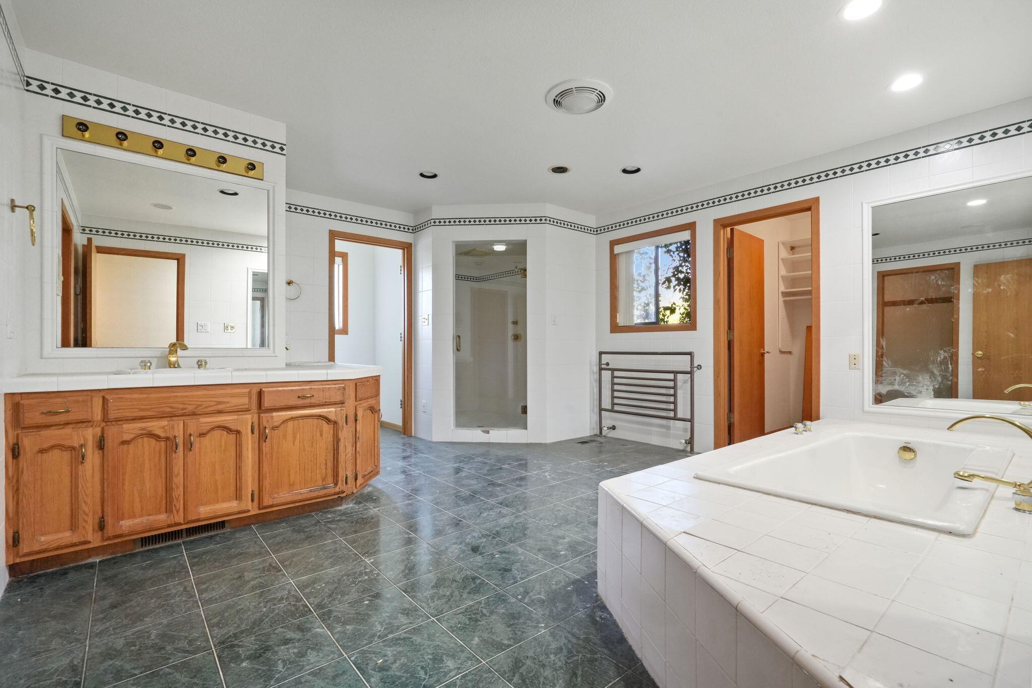 41591 Mynatt Dr, Three Rivers, CA 93271