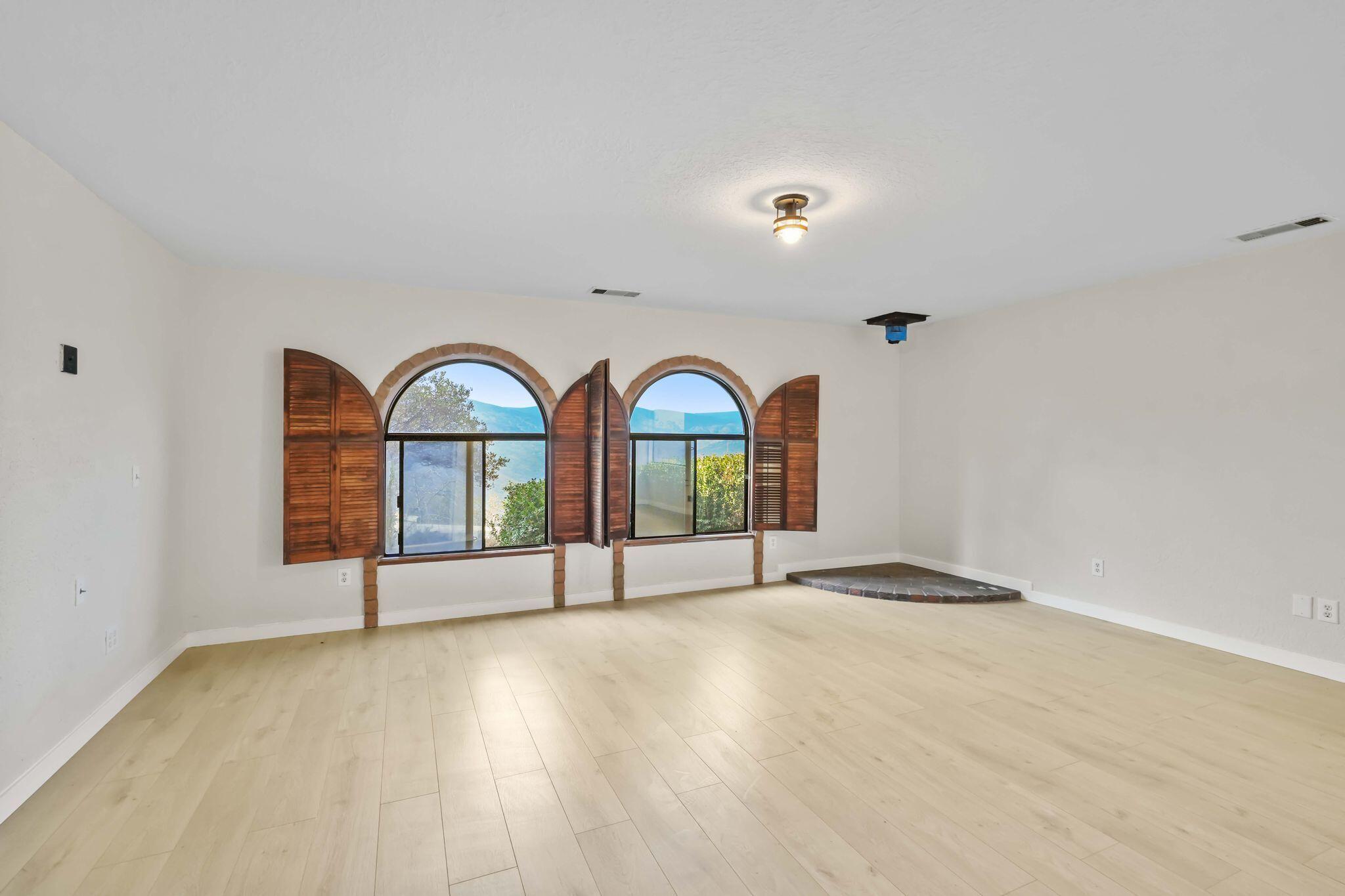 41591 Mynatt Dr, Three Rivers, CA 93271