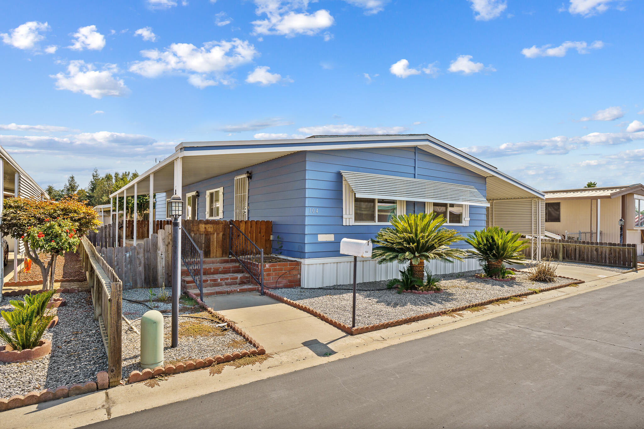 2627 W Midvalley Ave ##104, Visalia, CA 93277