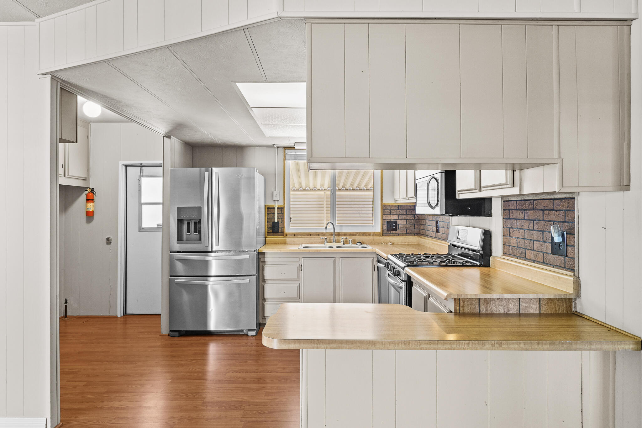 2627 W Midvalley Ave ##104, Visalia, CA 93277