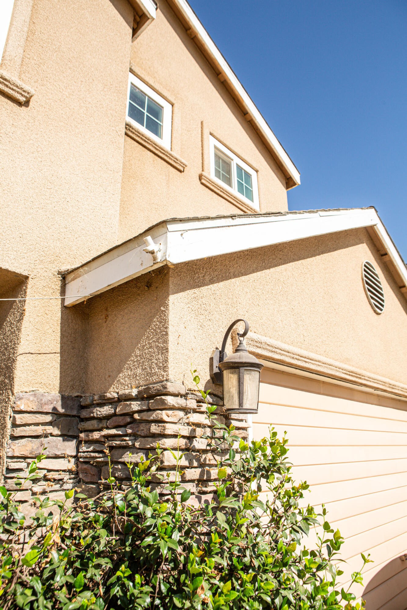 795 N Milner St, Tulare, CA 93274