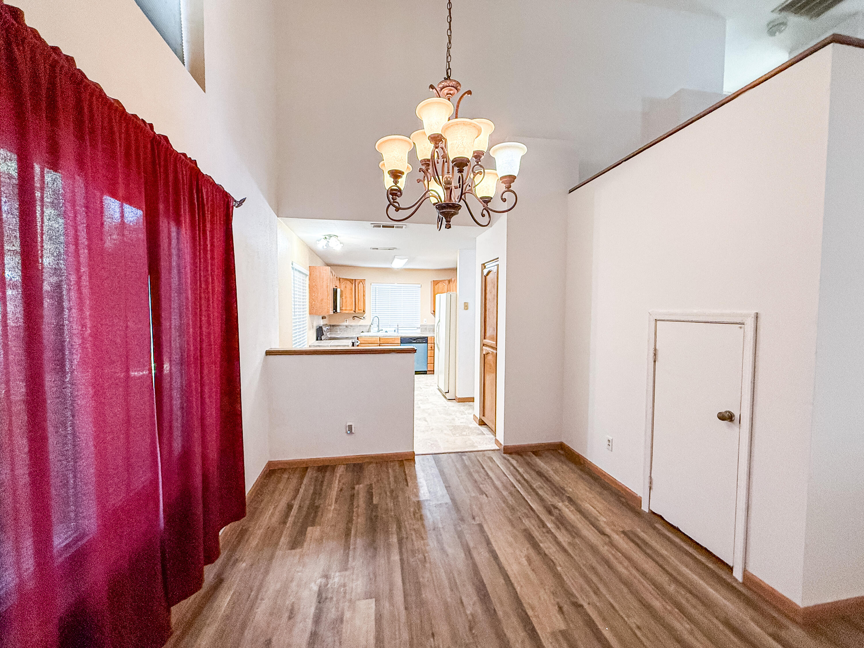 795 N Milner St, Tulare, CA 93274