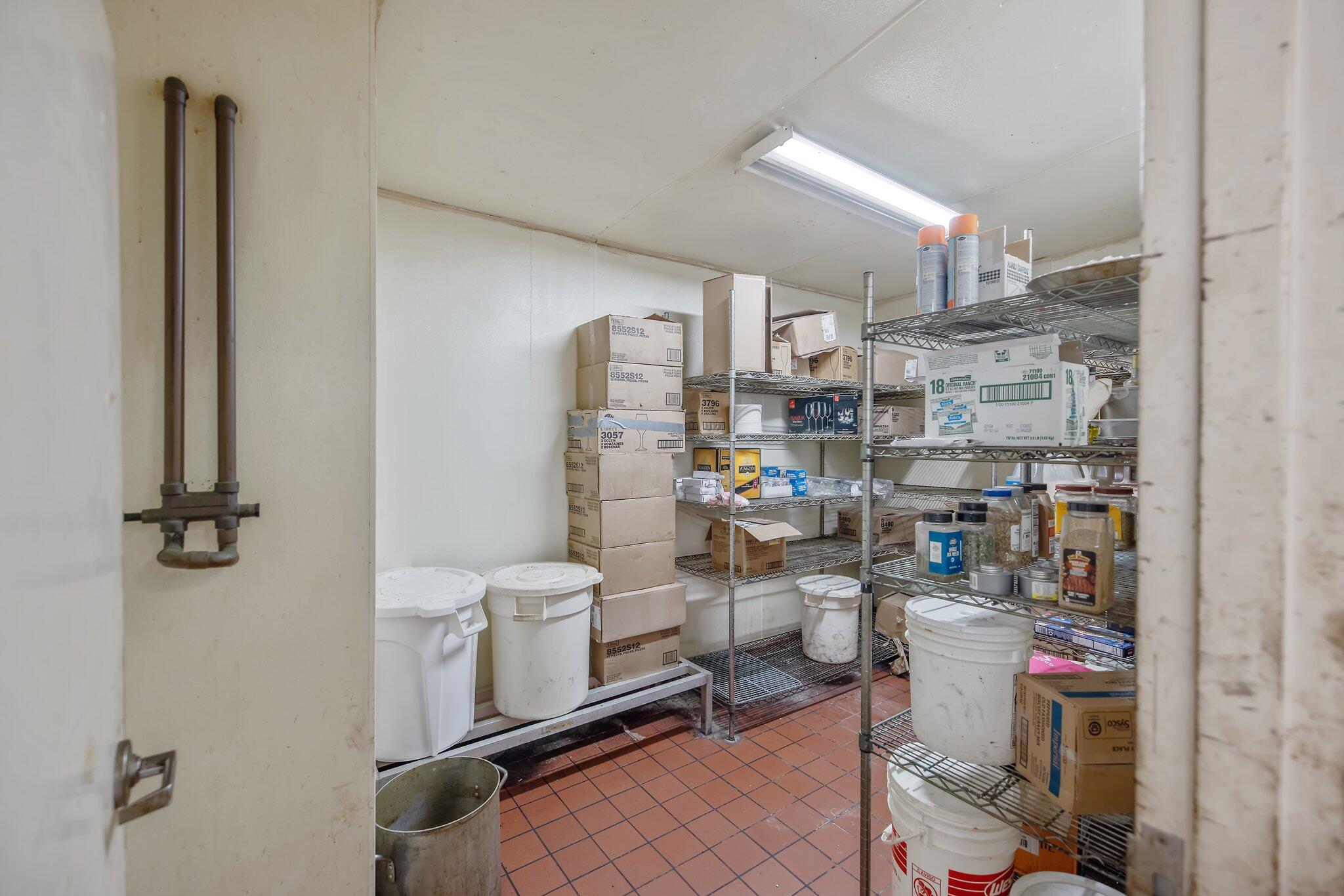 401 W Center Ave, Visalia, CA 93291