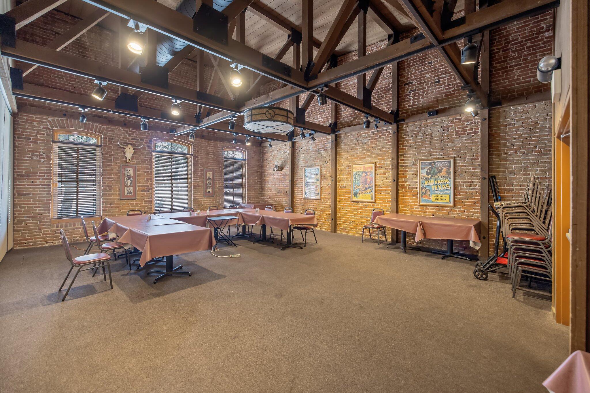 401 W Center Ave, Visalia, CA 93291