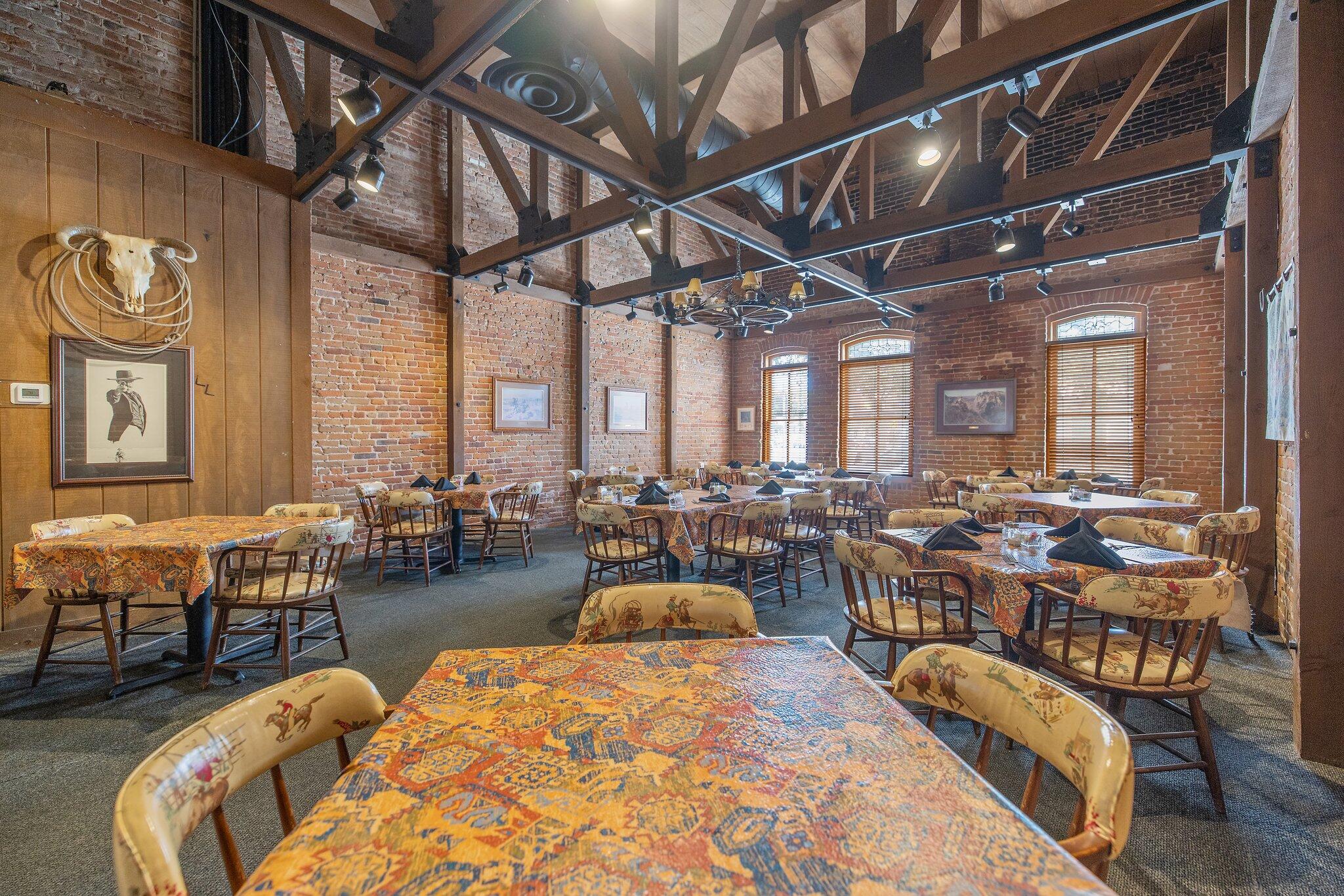 401 W Center Ave, Visalia, CA 93291