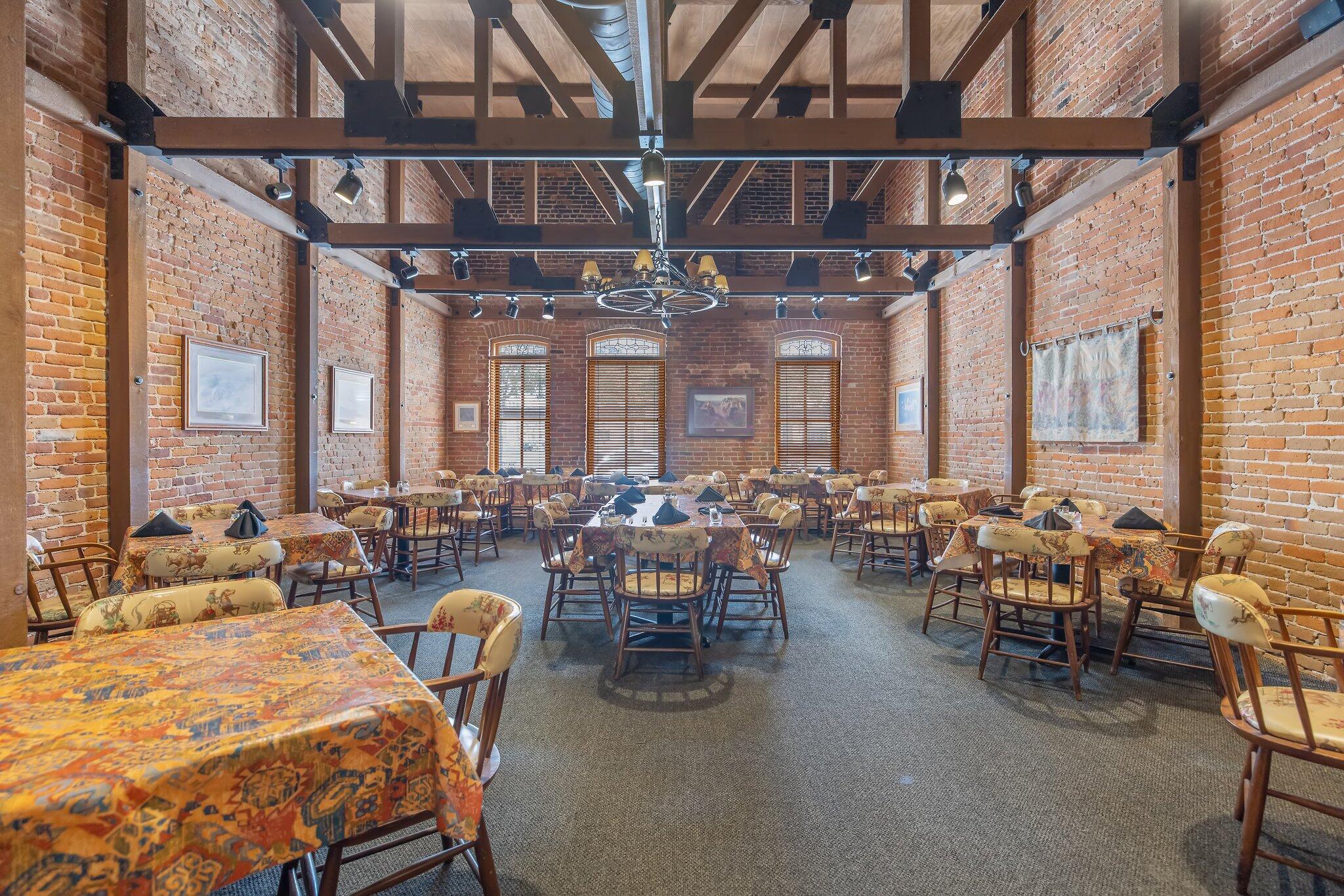 401 W Center Ave, Visalia, CA 93291