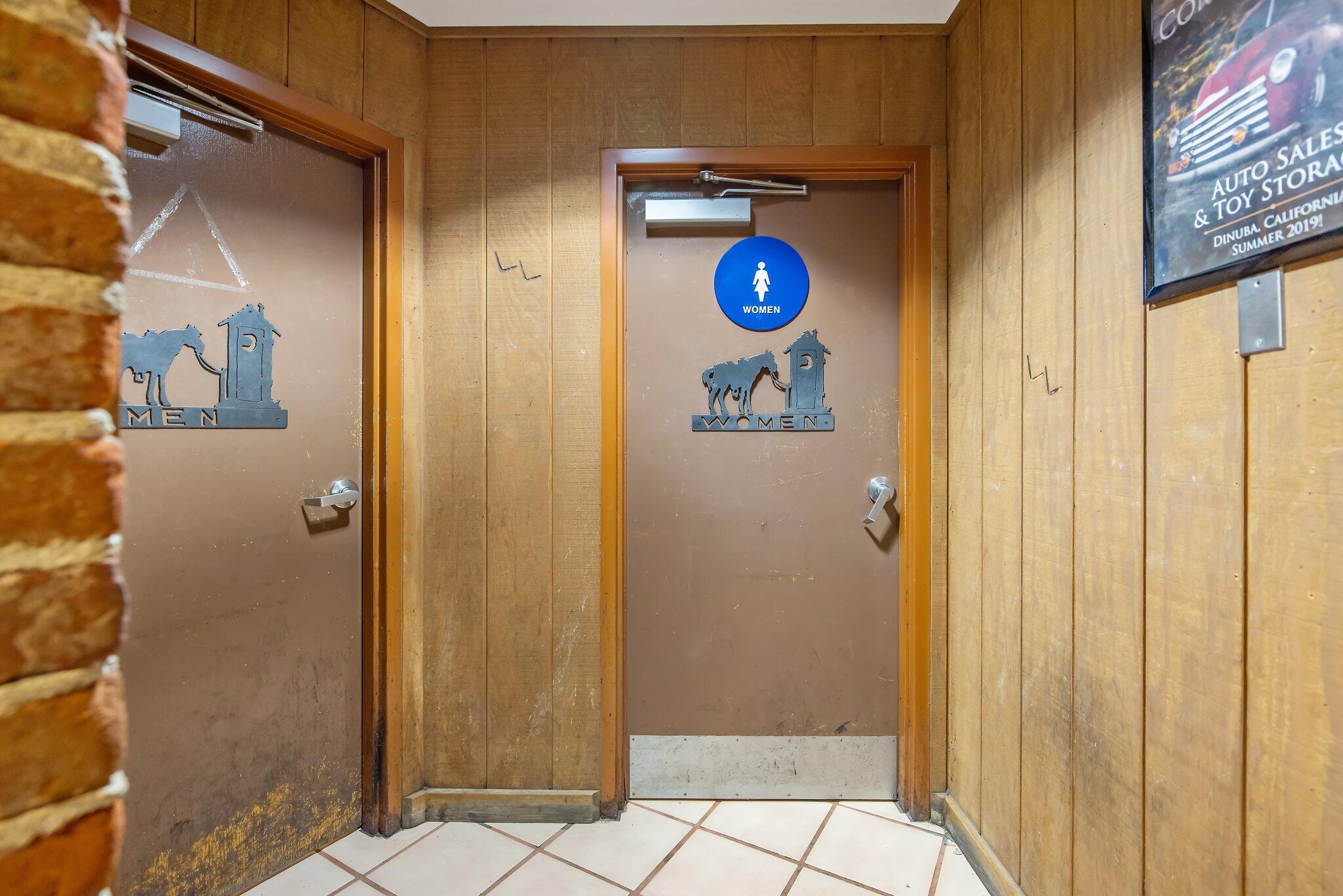 401 W Center Ave, Visalia, CA 93291