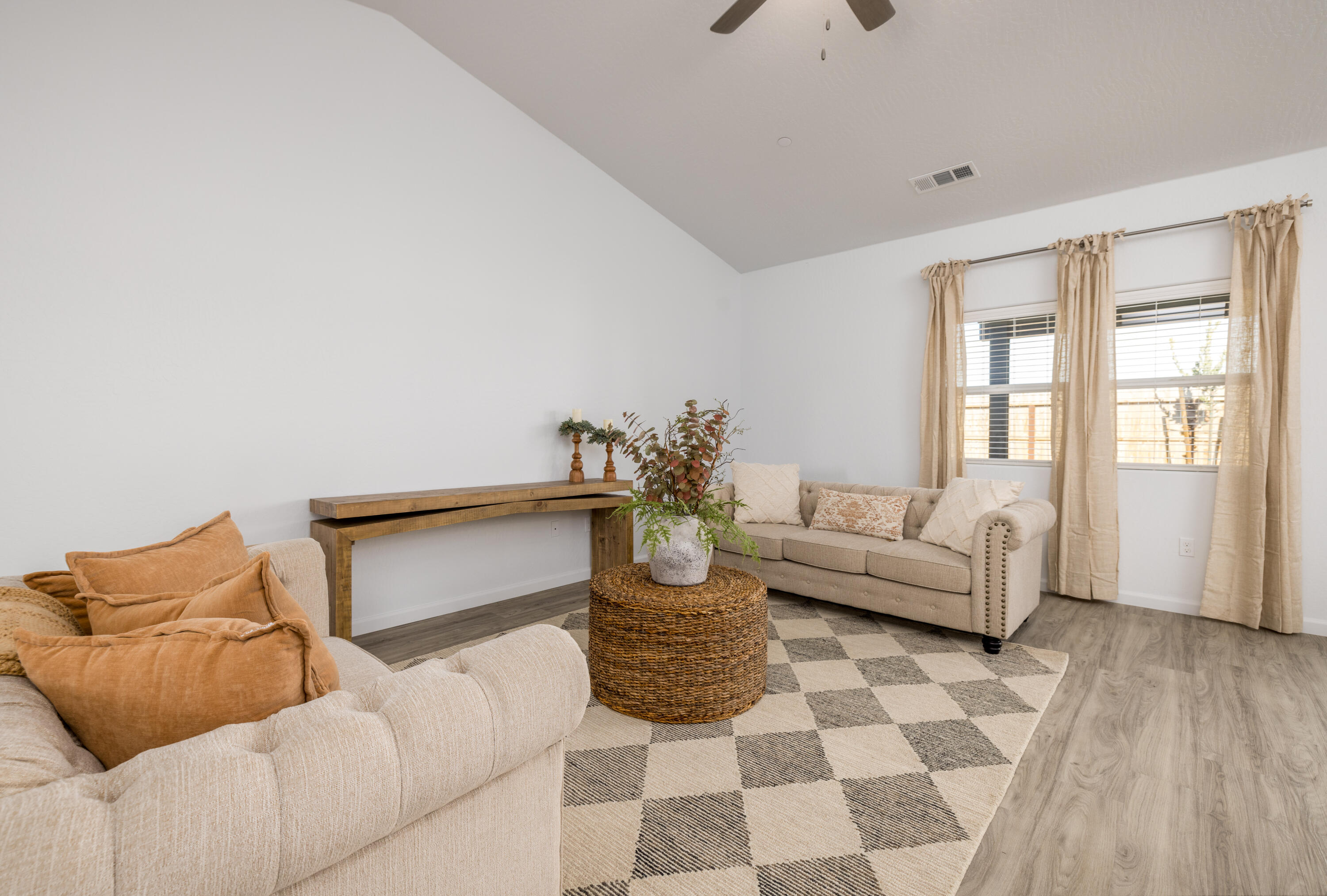 30818 Cottontail St #13, Visalia, CA 93291