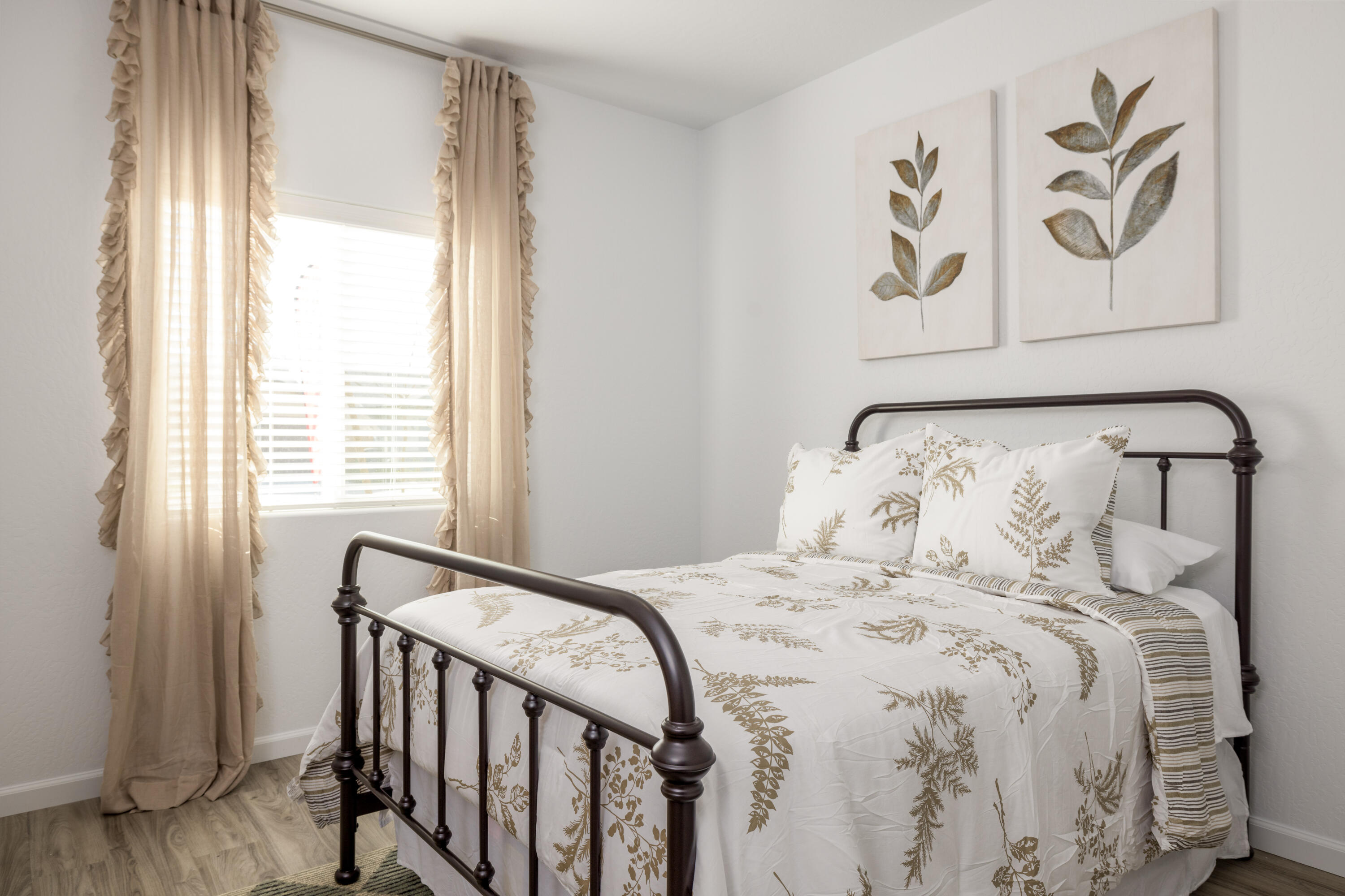 30818 Cottontail St #13, Visalia, CA 93291