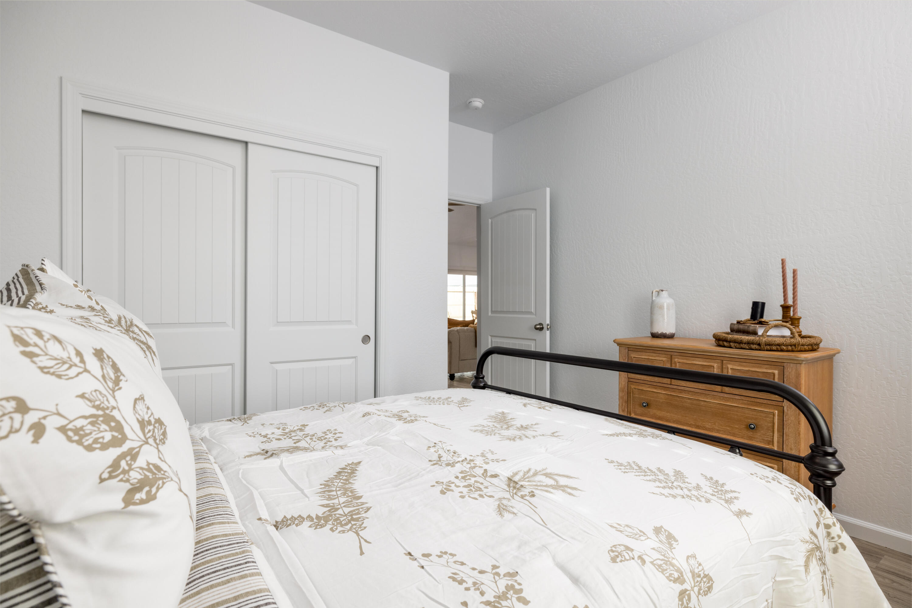 30818 Cottontail St #13, Visalia, CA 93291