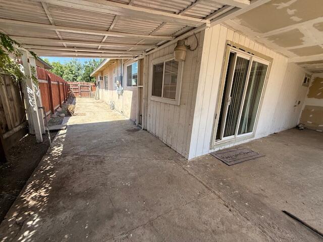 233 N C St, Exeter, CA 93221
