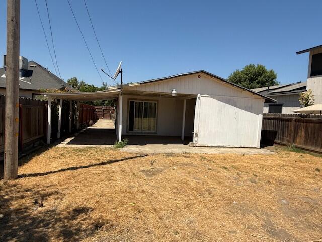 233 N C St, Exeter, CA 93221