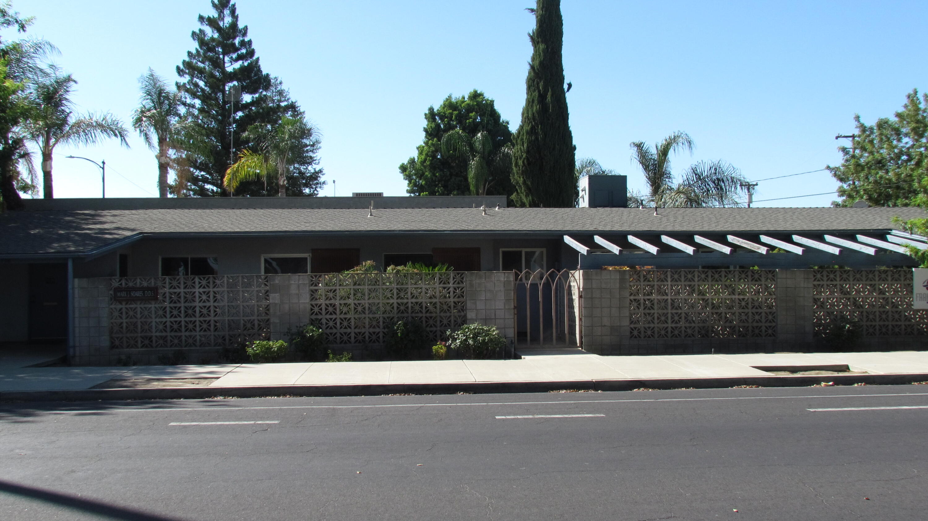 756 G St, Reedley, CA 93654