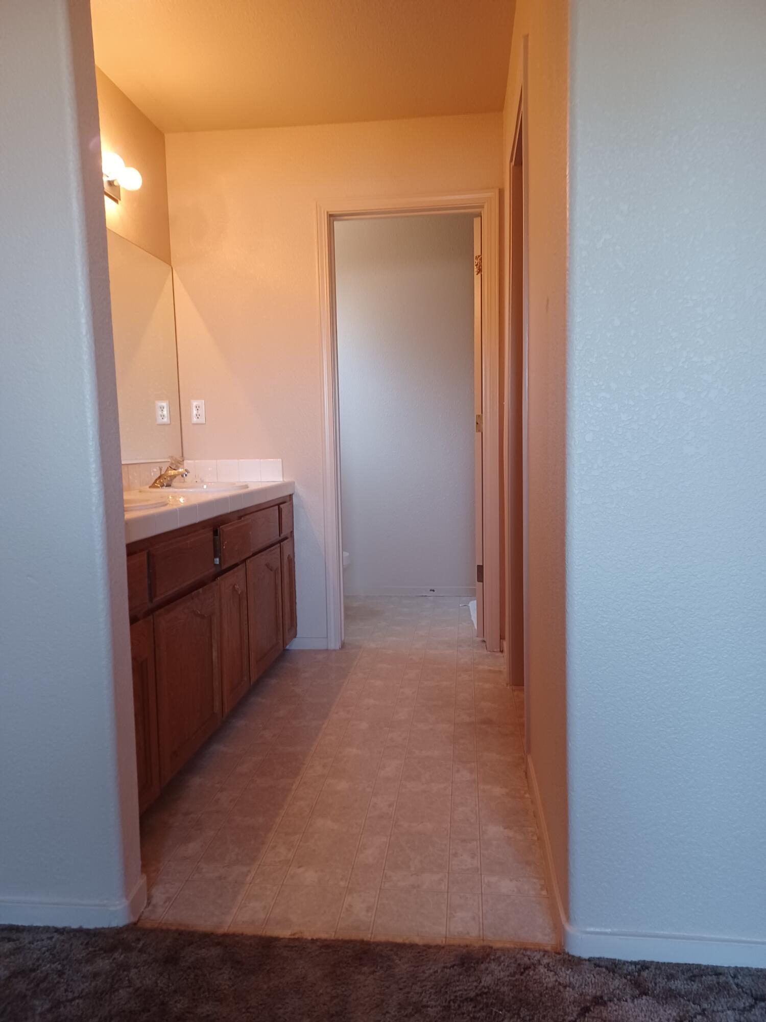 917 N Esther St, Porterville, CA 93257