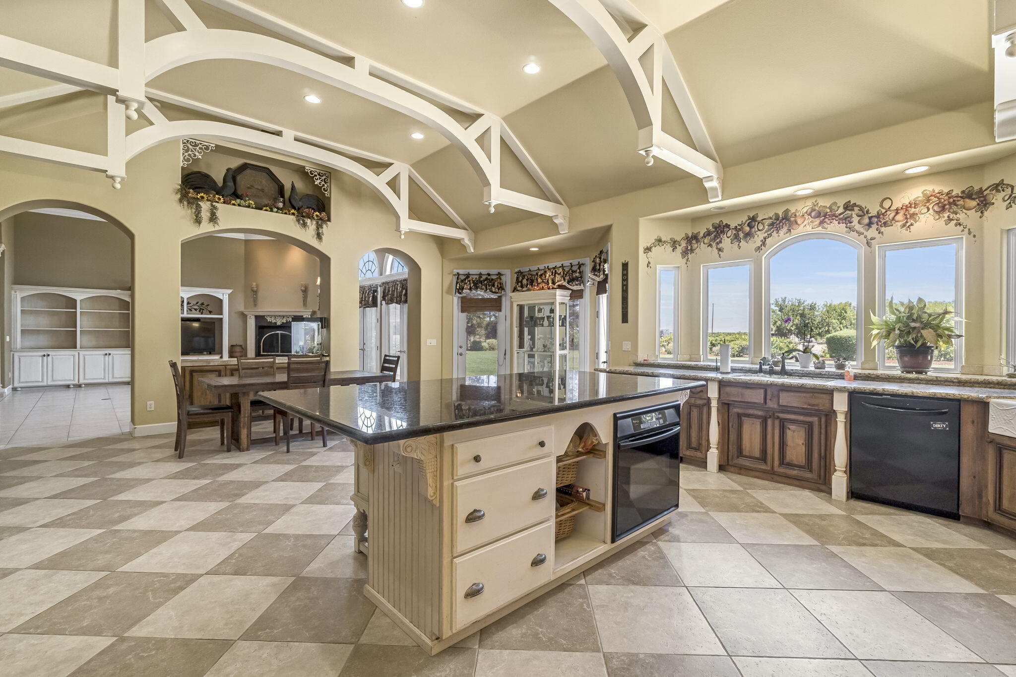 34700 Rd 140, Visalia, CA 93292