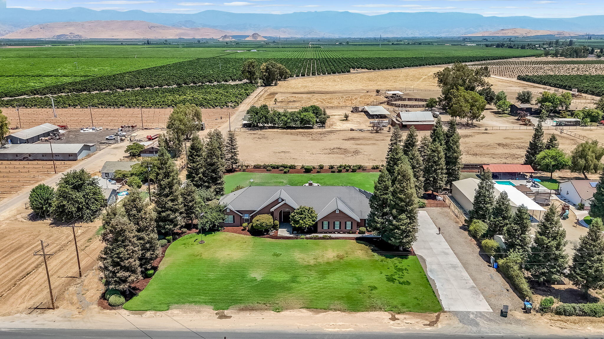 34700 Rd 140, Visalia, CA 93292