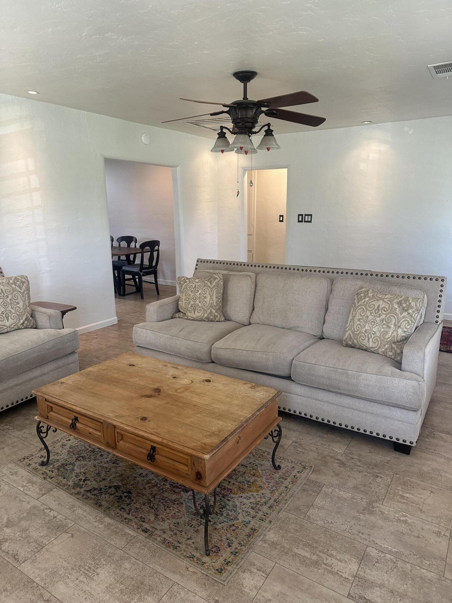 24297 Ave 324, Woodlake, CA 93286