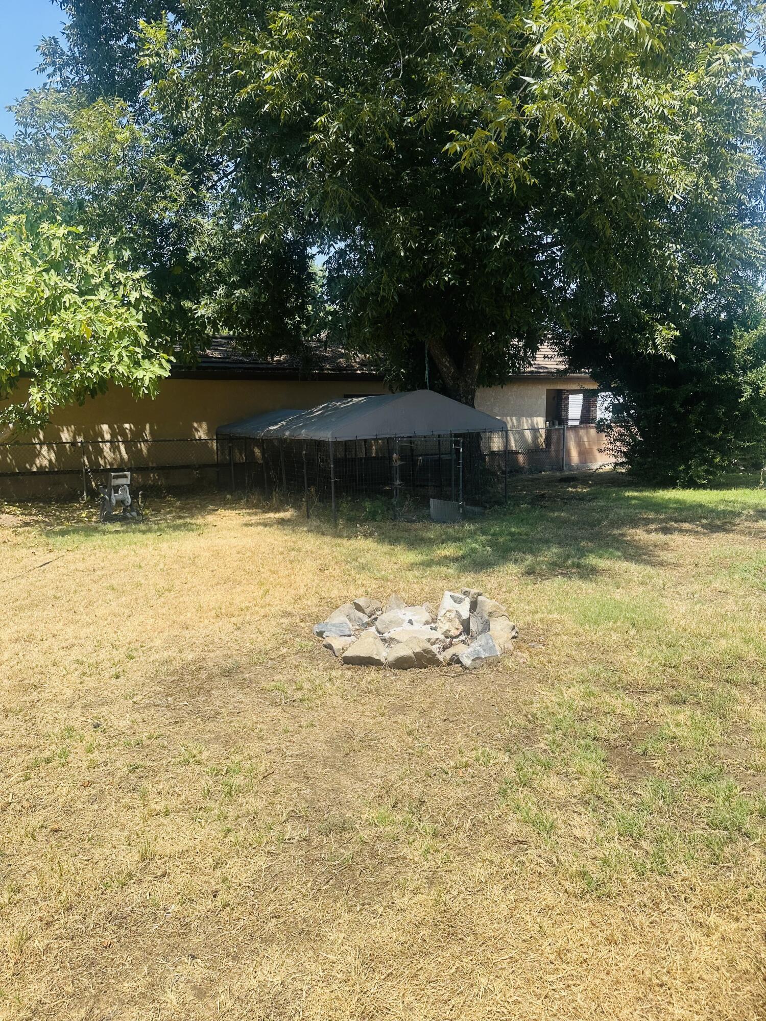 24297 Ave 324, Woodlake, CA 93286