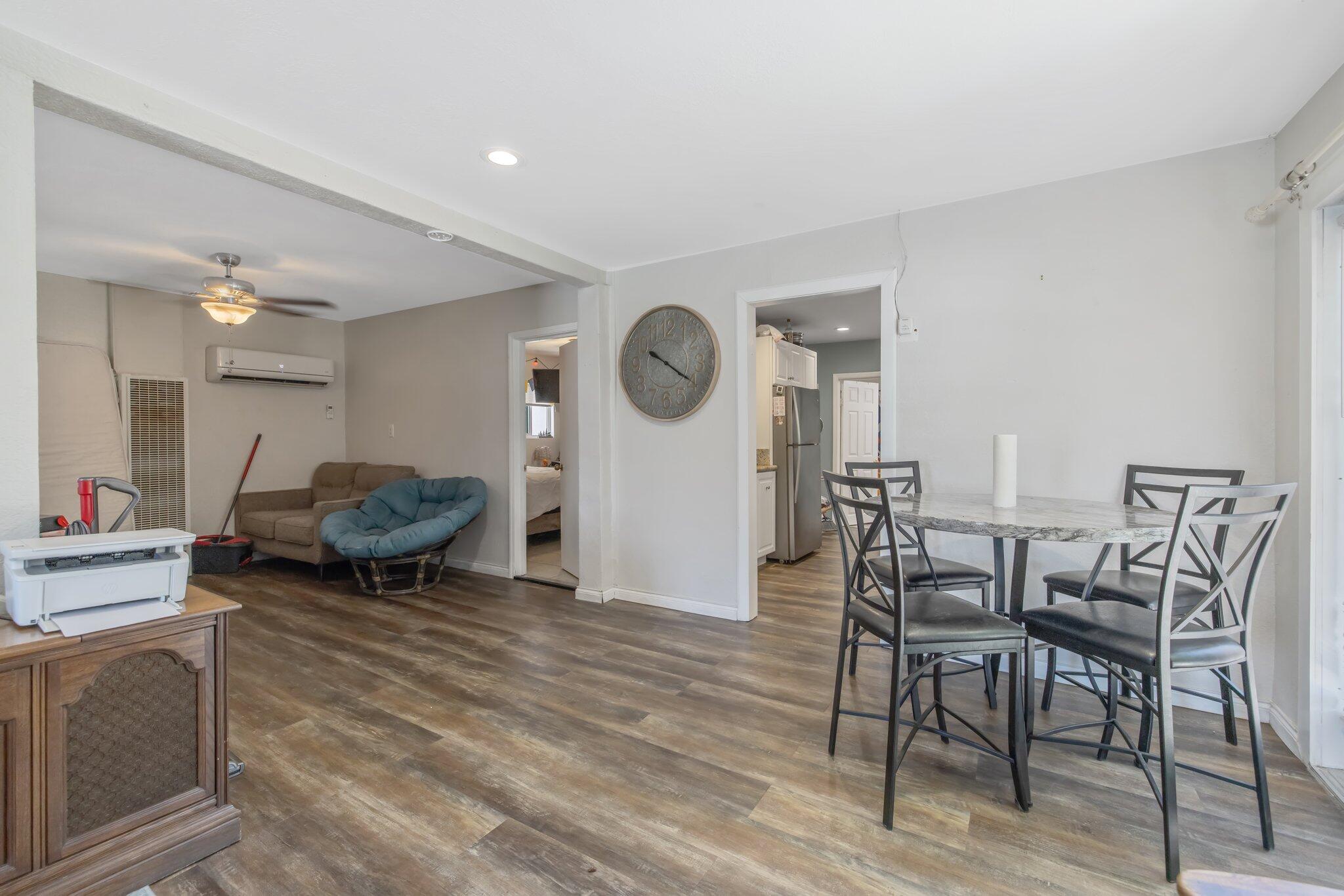 24297 Ave 324, Woodlake, CA 93286