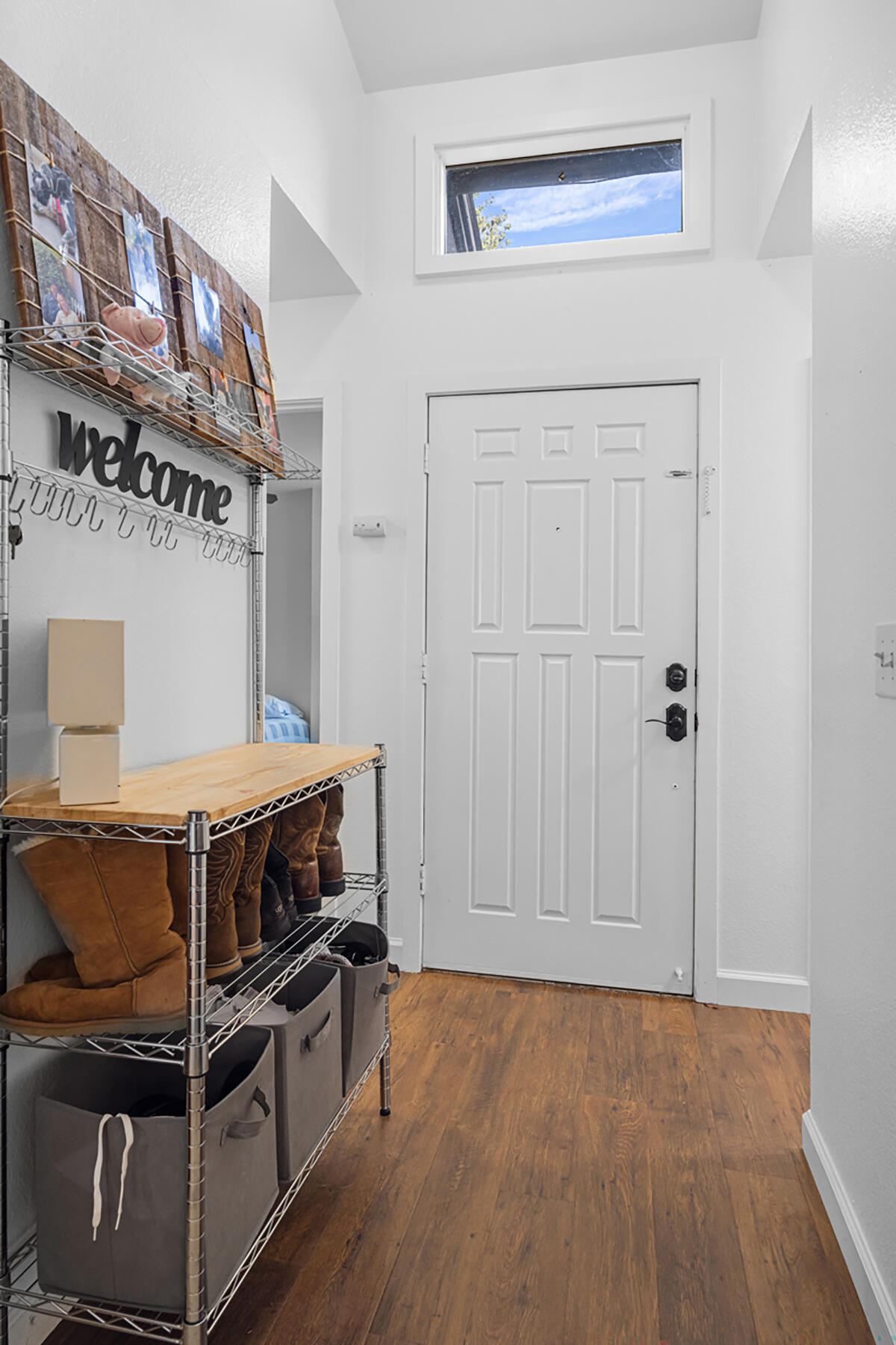 1233 S Kent St St, Visalia, CA 93277