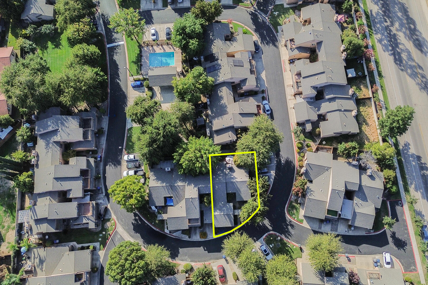 1233 S Kent St St, Visalia, CA 93277