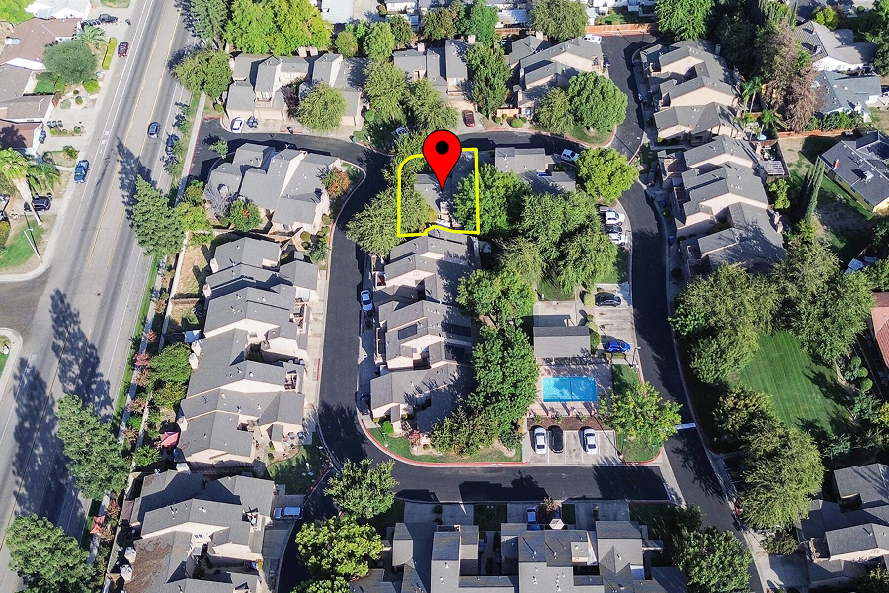 1233 S Kent St St, Visalia, CA 93277