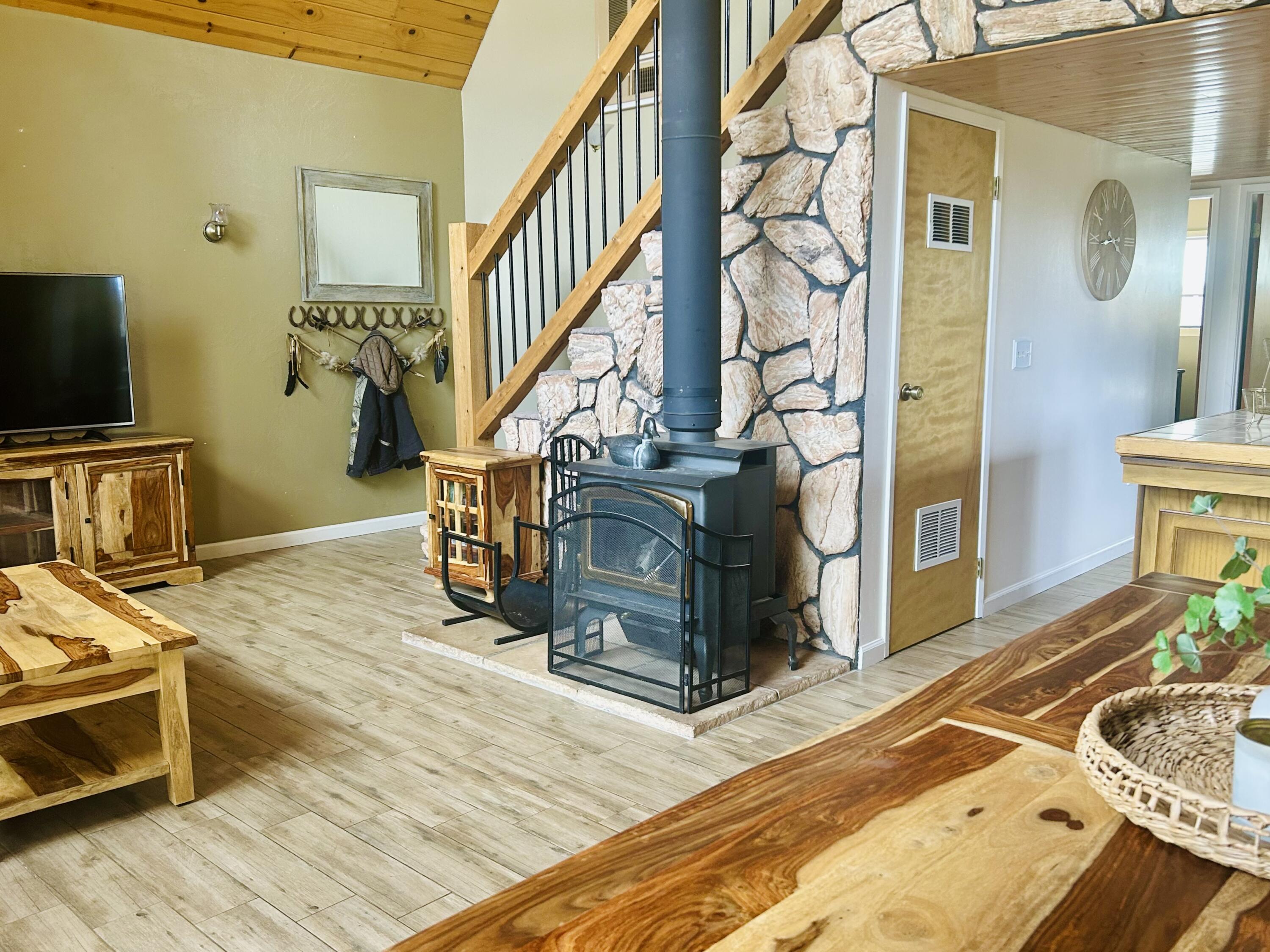 45306 Rocking K Dr, California Hot Springs, CA 93207