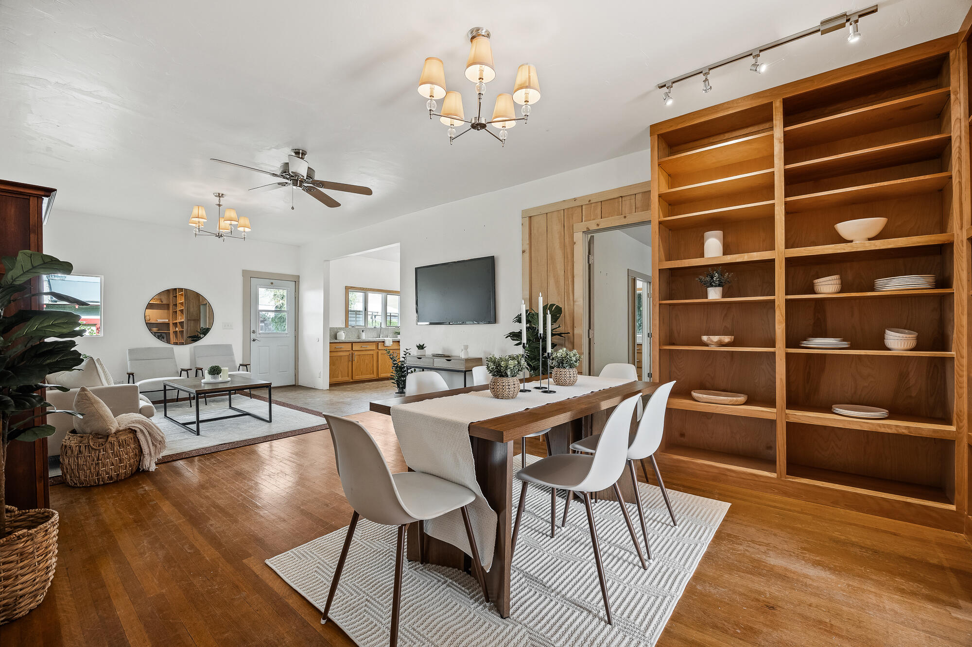 35802 Rd 180, Visalia, CA 93292