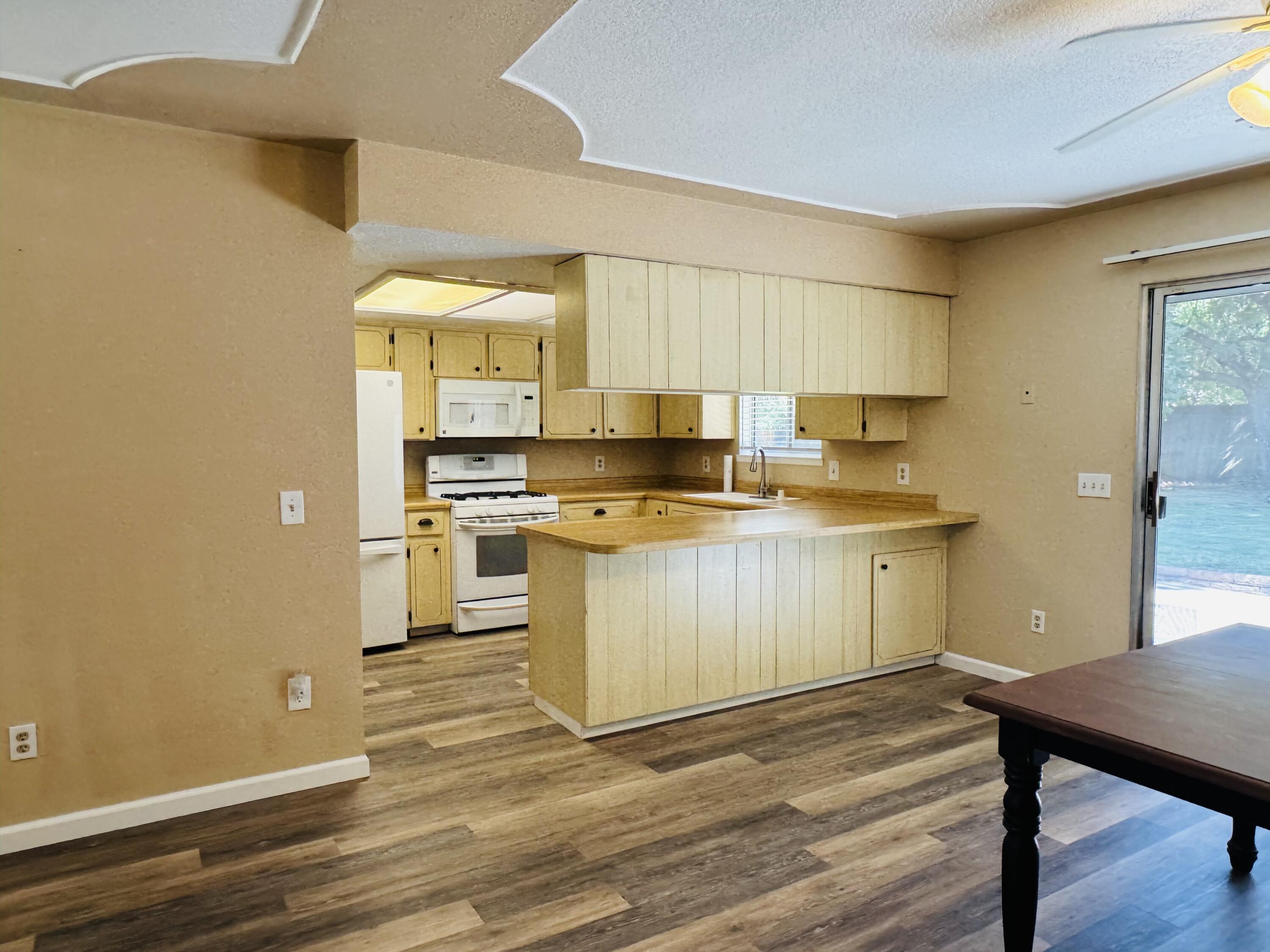 1433 Janet Dr, Exeter, CA 93221