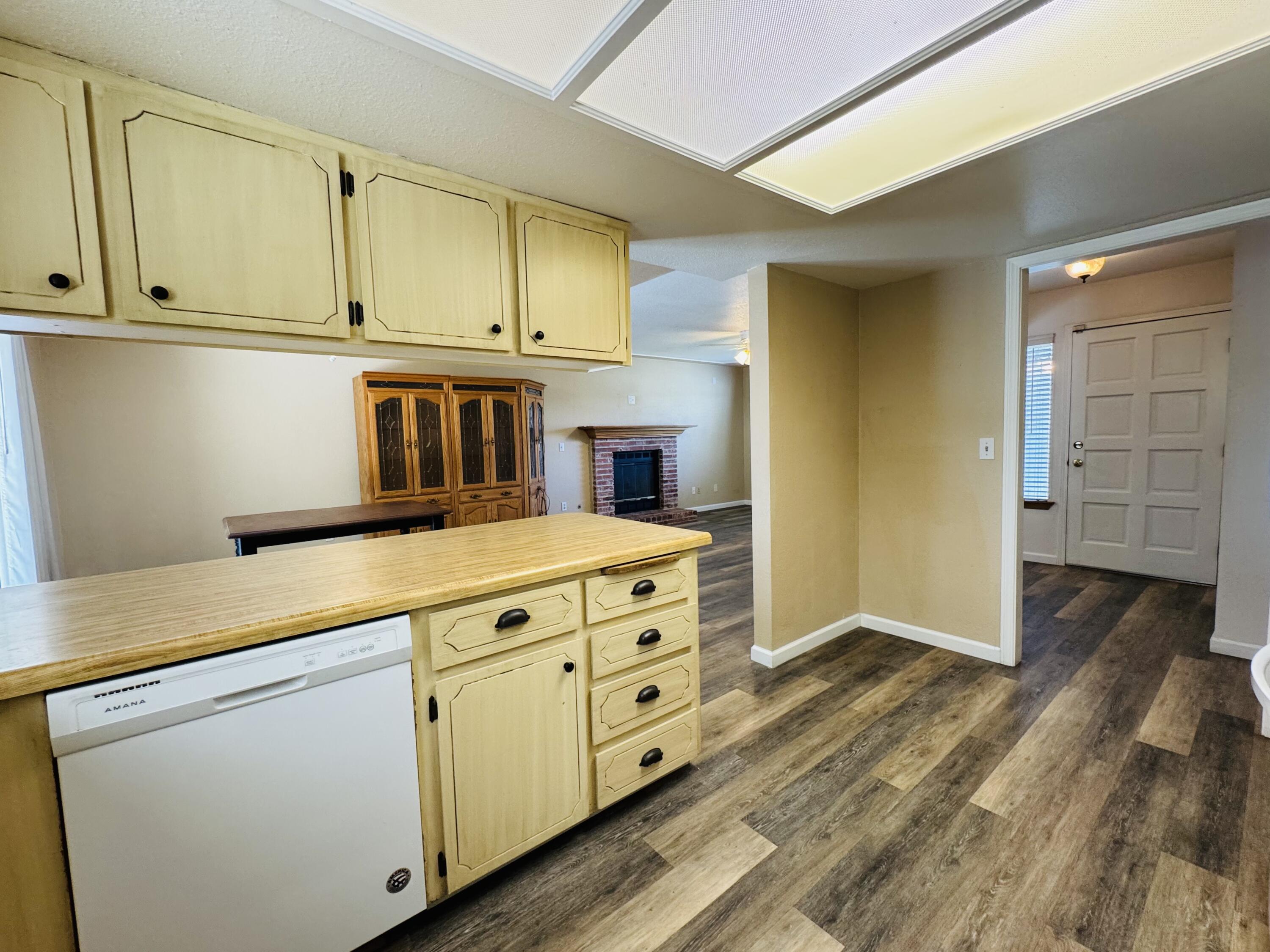 1433 Janet Dr, Exeter, CA 93221