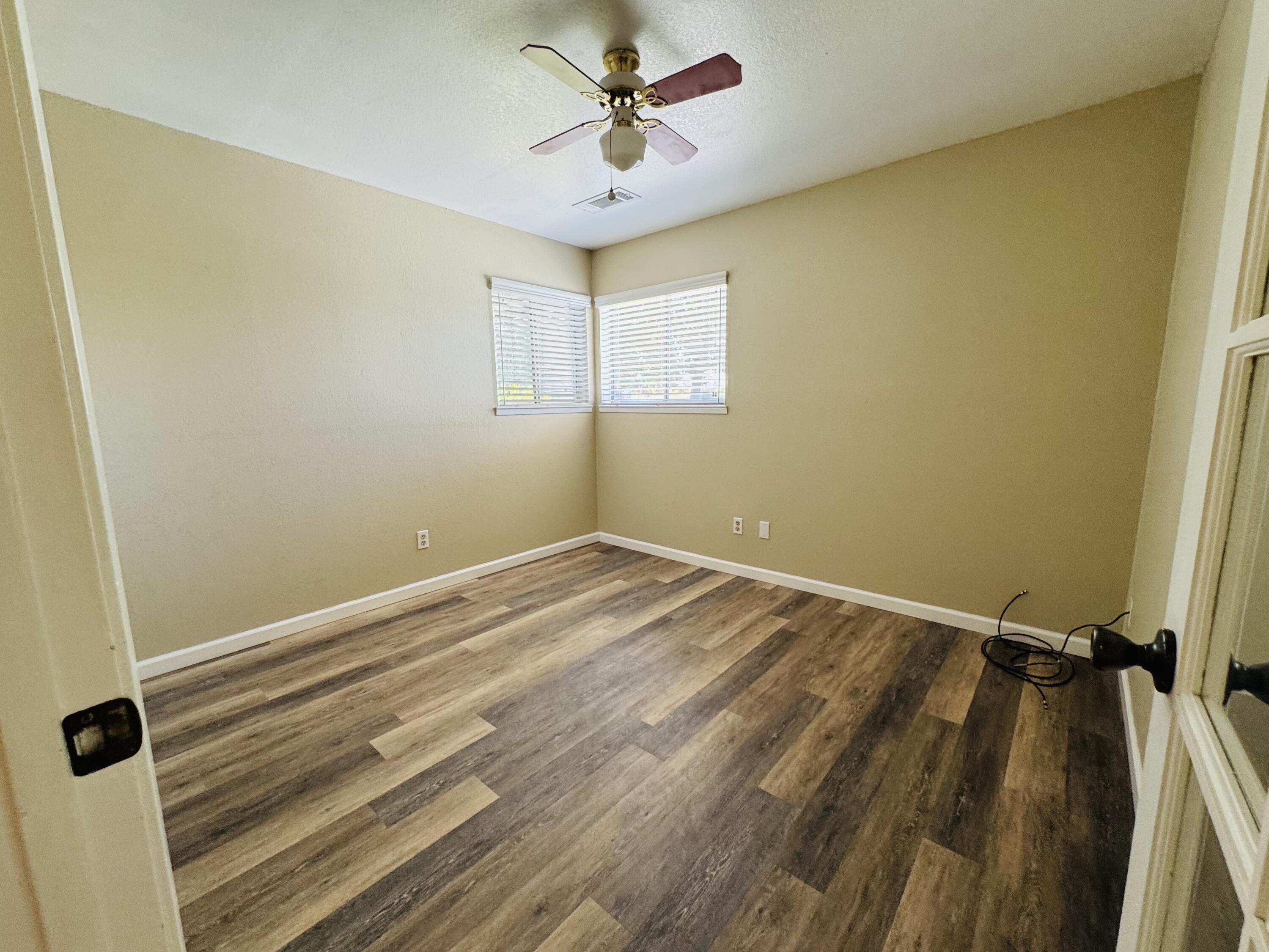 1433 Janet Dr, Exeter, CA 93221