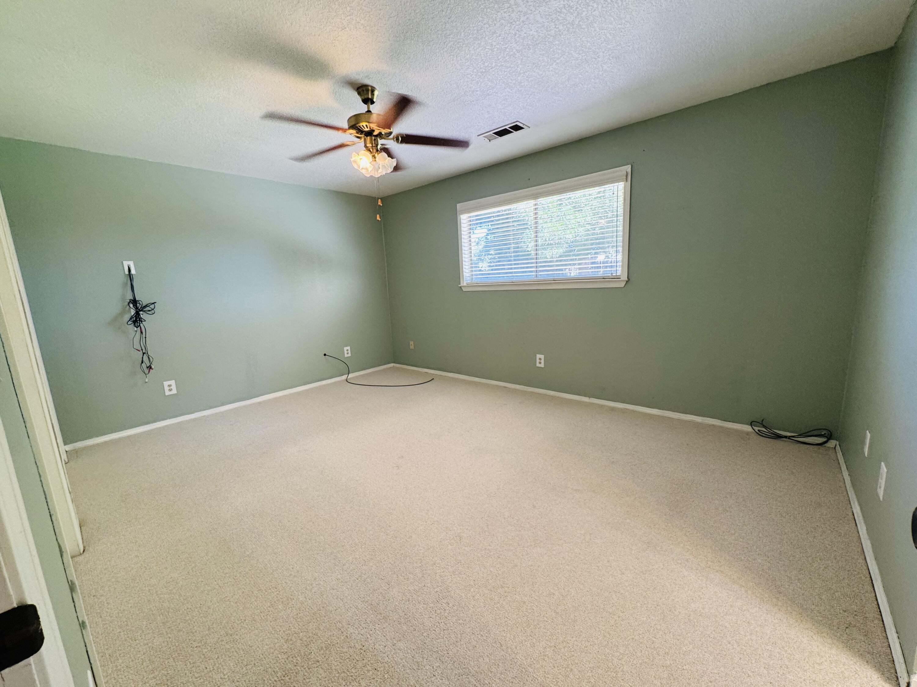 1433 Janet Dr, Exeter, CA 93221