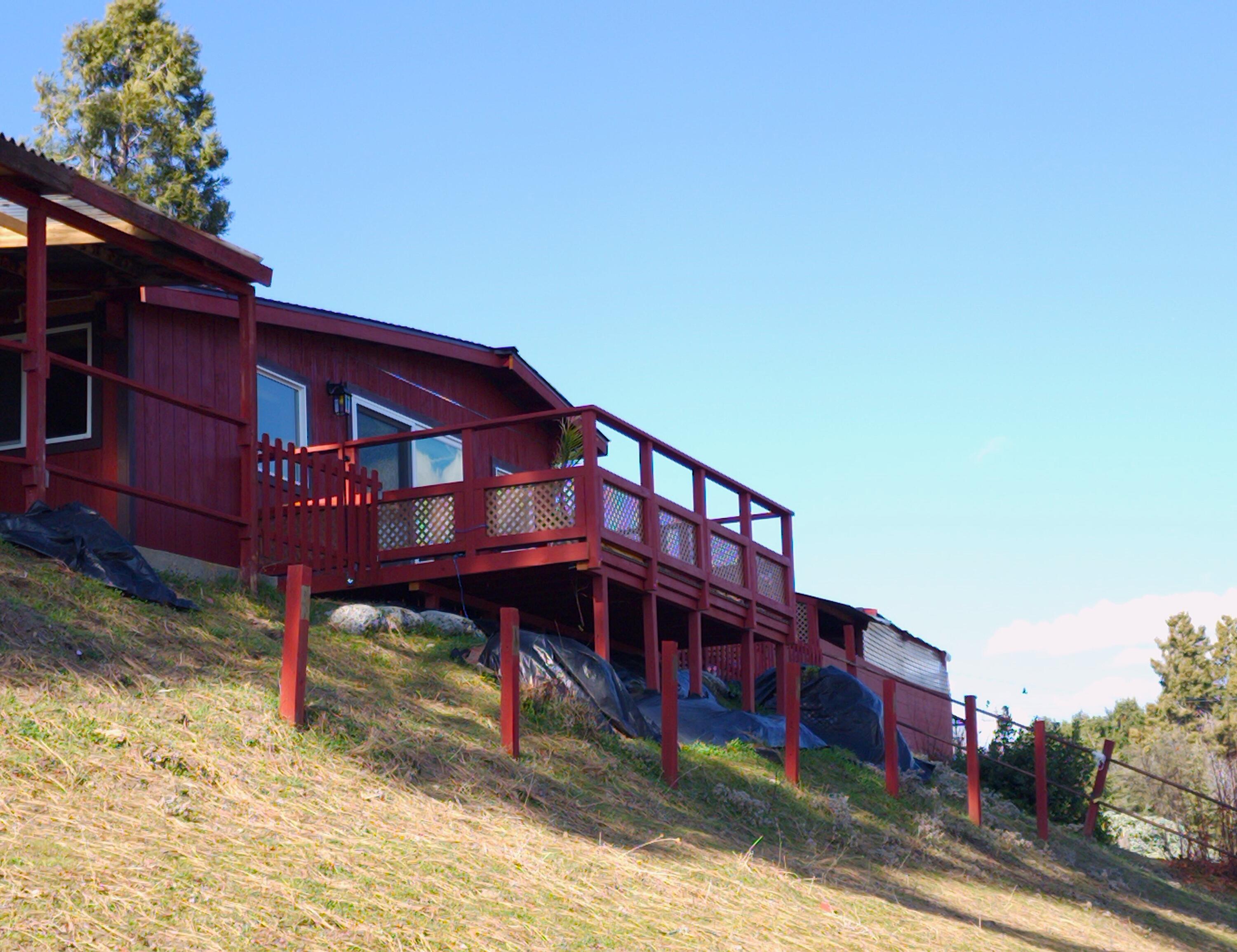 51090 Eshom Valley Dr Dr, Badger, CA 93603