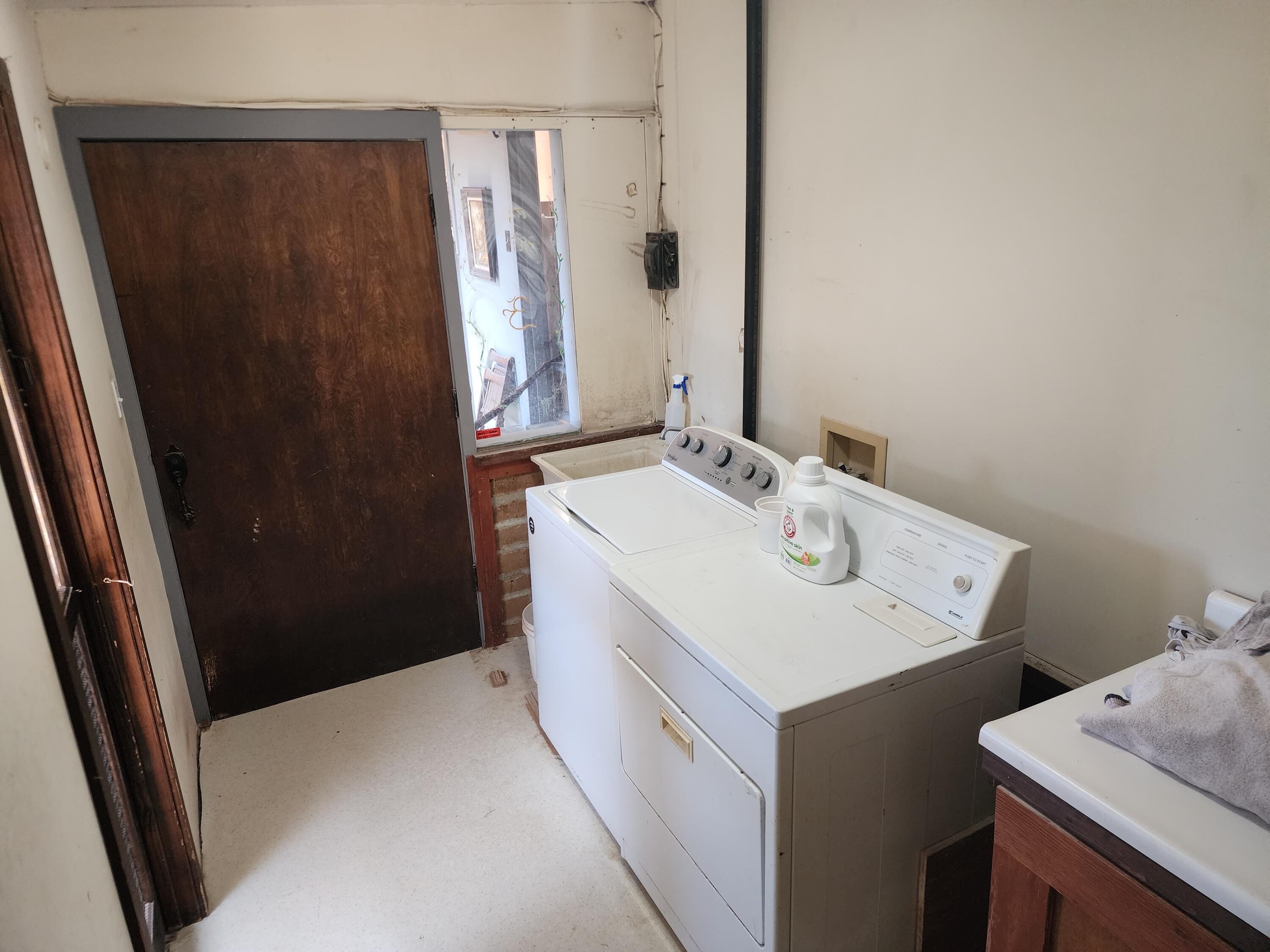 51090 Eshom Valley Dr Dr, Badger, CA 93603