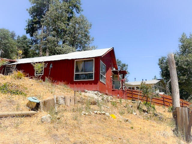 379 Cedar Brook Trl, California Hot Springs, CA 93207
