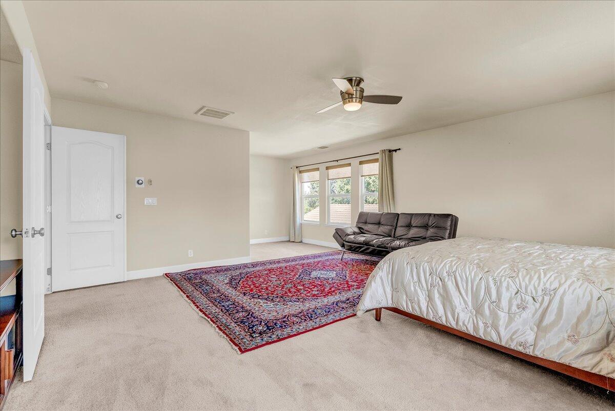 3615 W Sunnyview Ave, Visalia, CA 93291