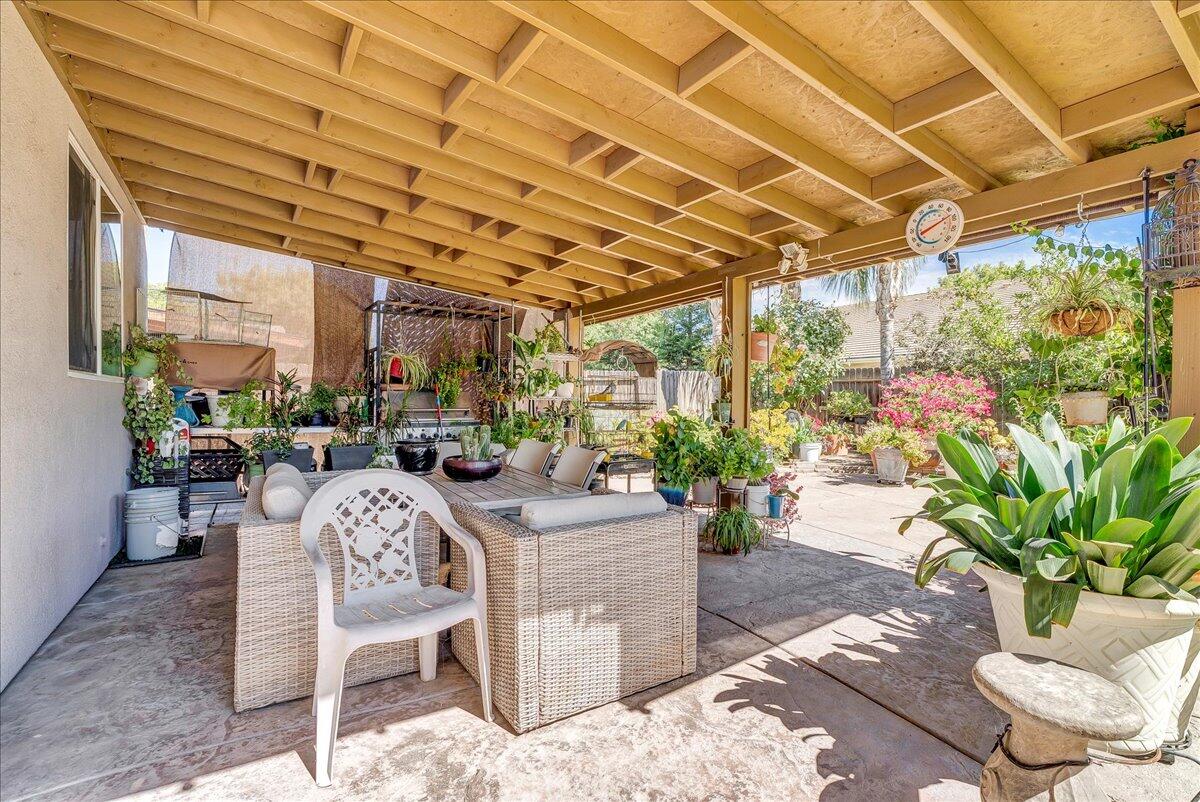 3615 W Sunnyview Ave, Visalia, CA 93291