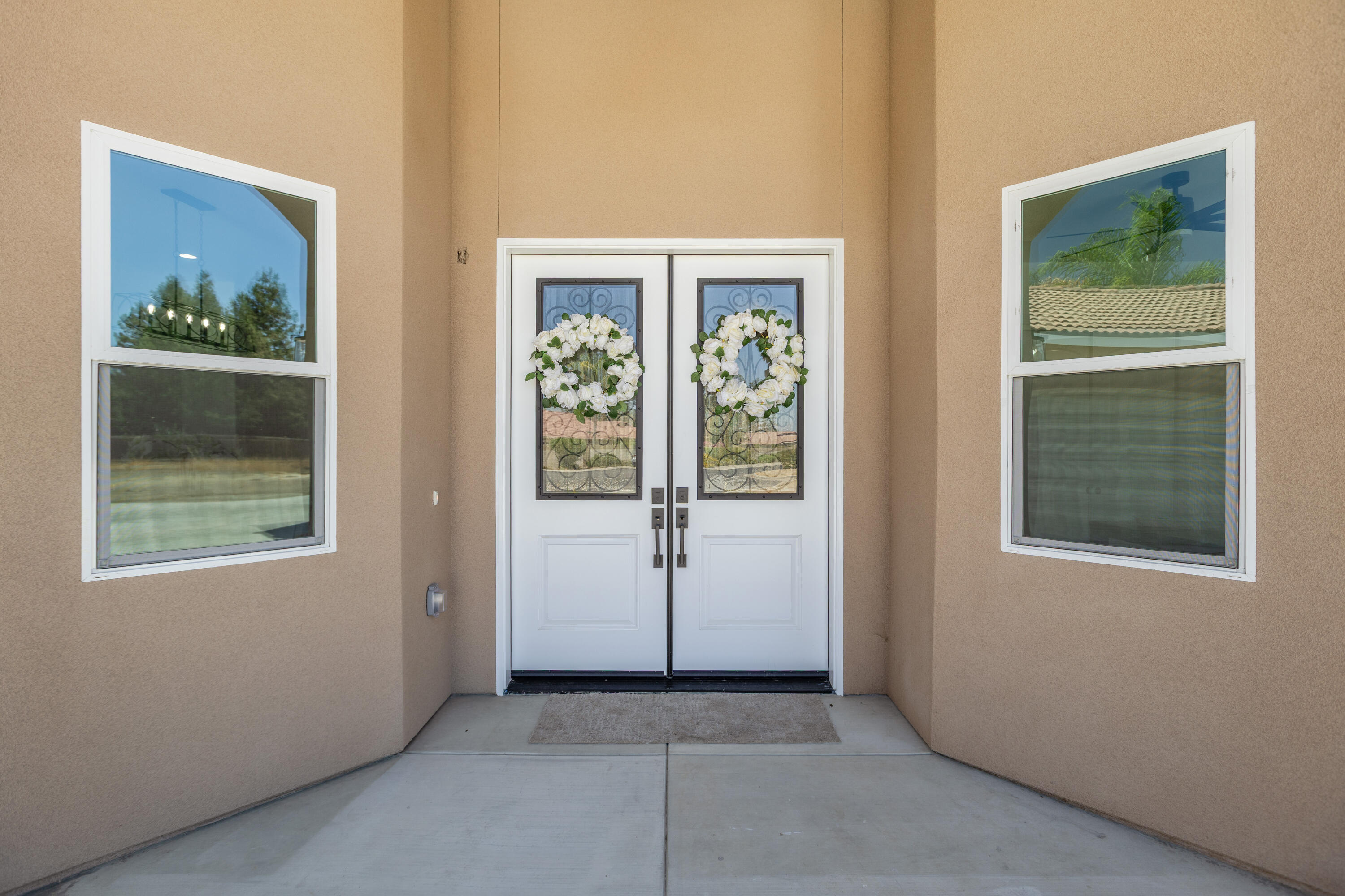 183 Oaks Ct, Tulare, CA 93274