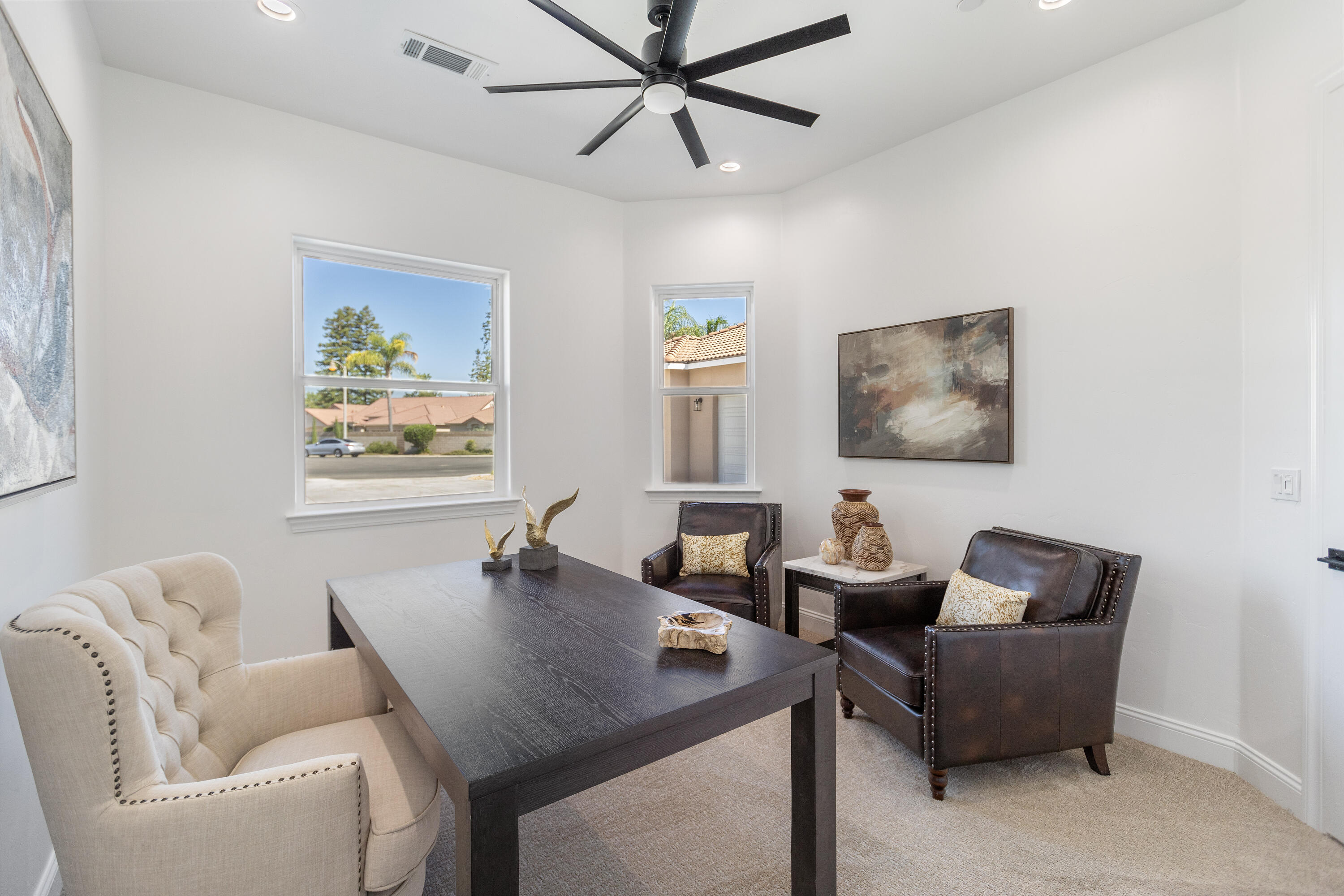 183 Oaks Ct, Tulare, CA 93274