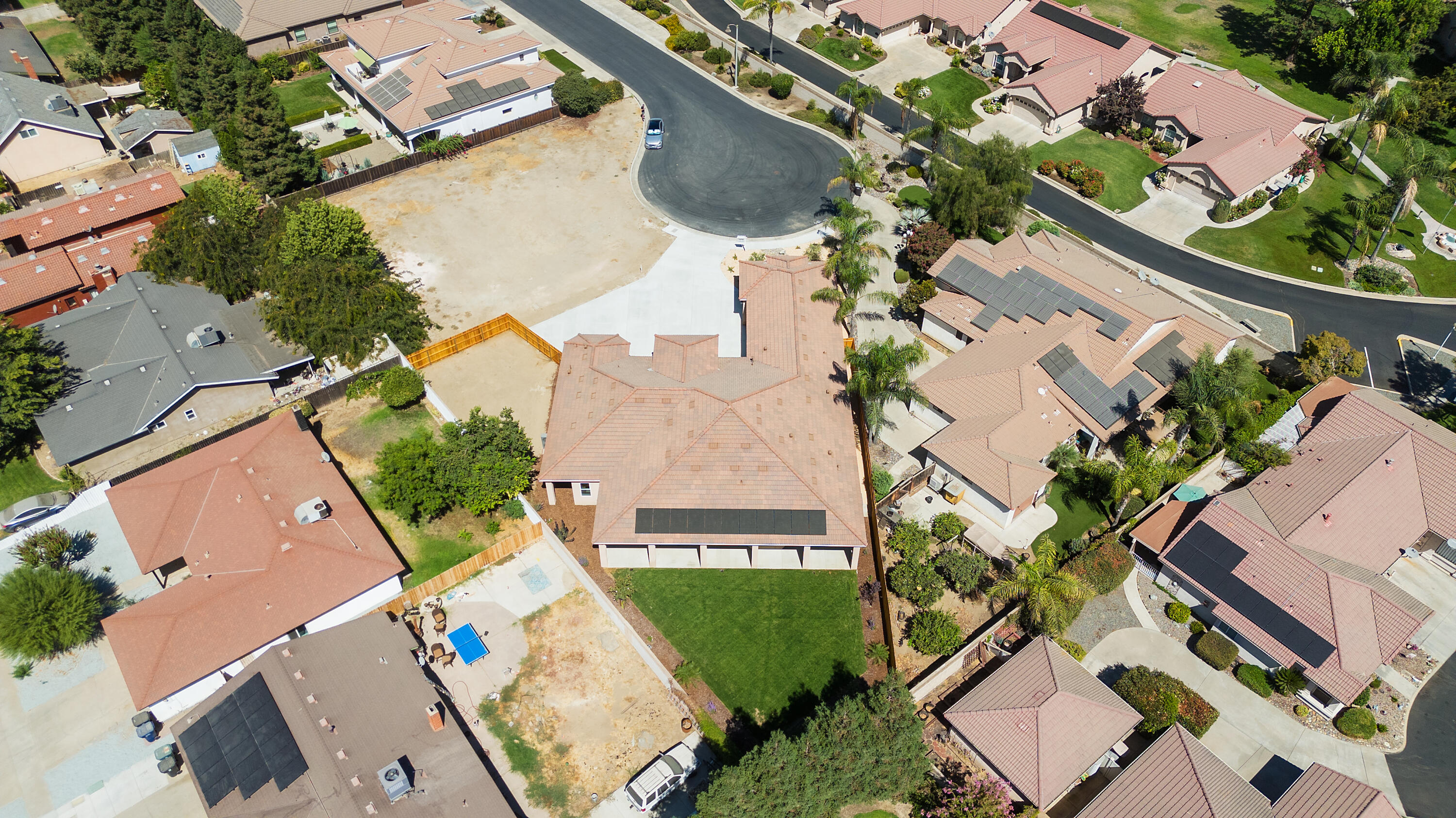 183 Oaks Ct, Tulare, CA 93274