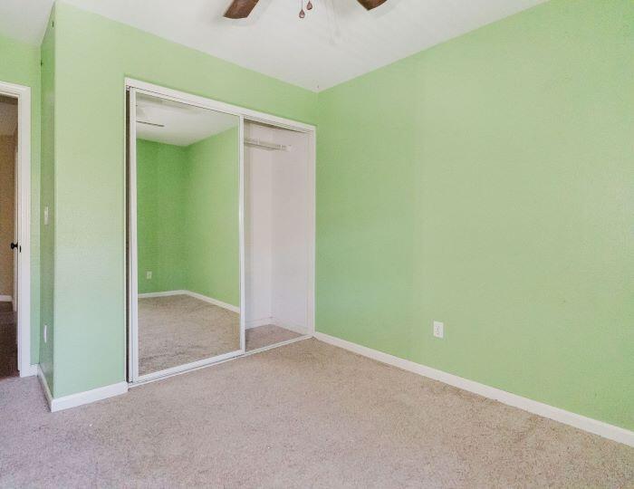 4523 W Evergreen Ct, Visalia, CA 93277