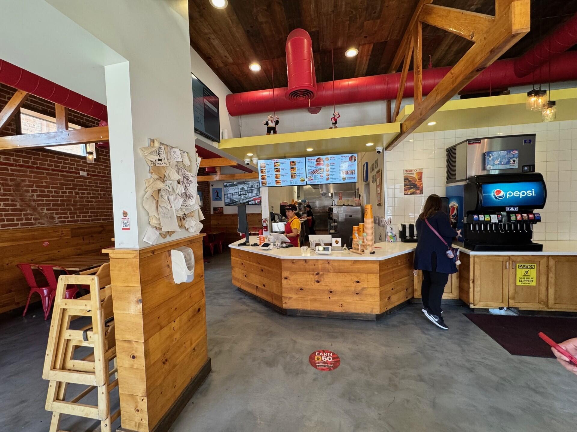 101-111 W Main St, Visalia, CA 93291