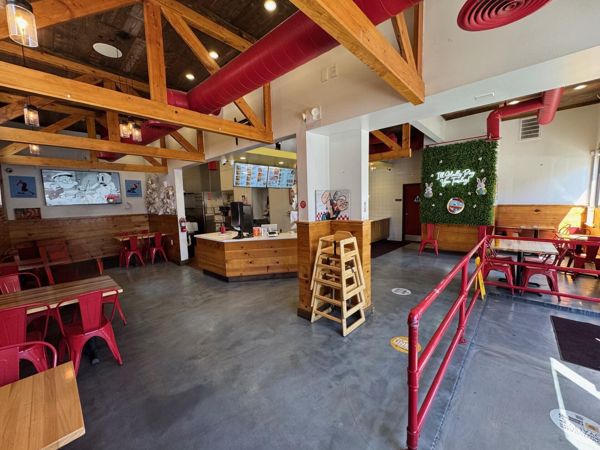 101-111 W Main St, Visalia, CA 93291