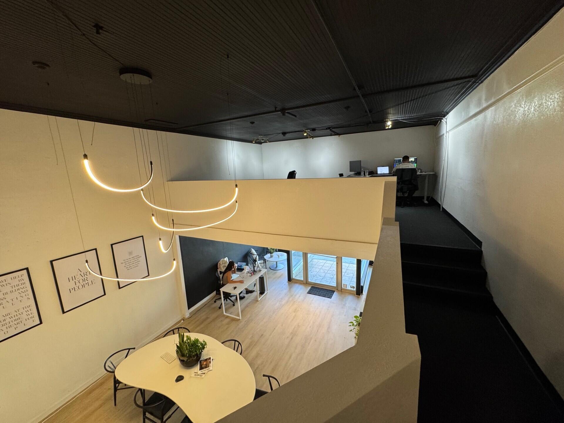 101-111 W Main St, Visalia, CA 93291