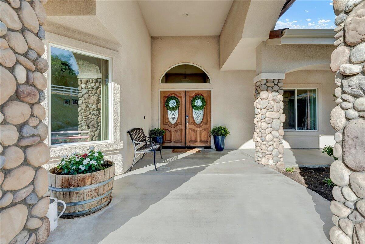 16489 Goat Ranch Rd, Springville, CA 93265