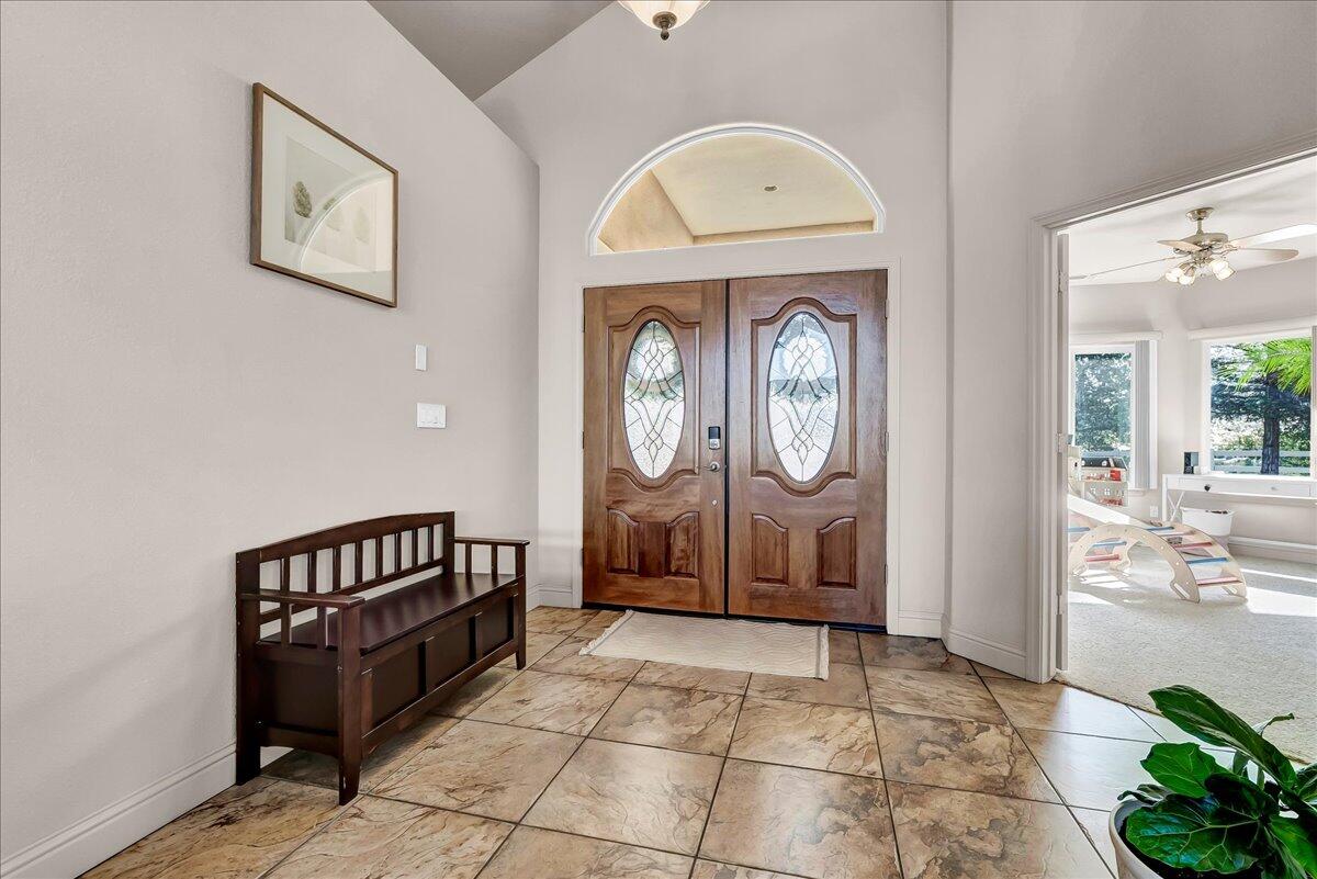 16489 Goat Ranch Rd, Springville, CA 93265