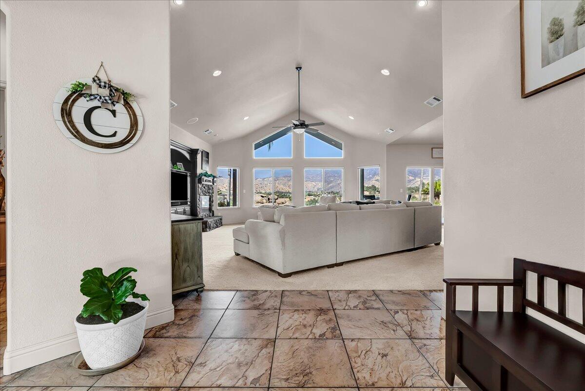 16489 Goat Ranch Rd, Springville, CA 93265