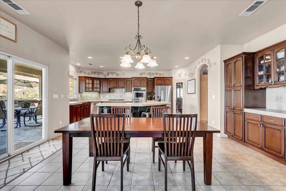 16489 Goat Ranch Rd, Springville, CA 93265