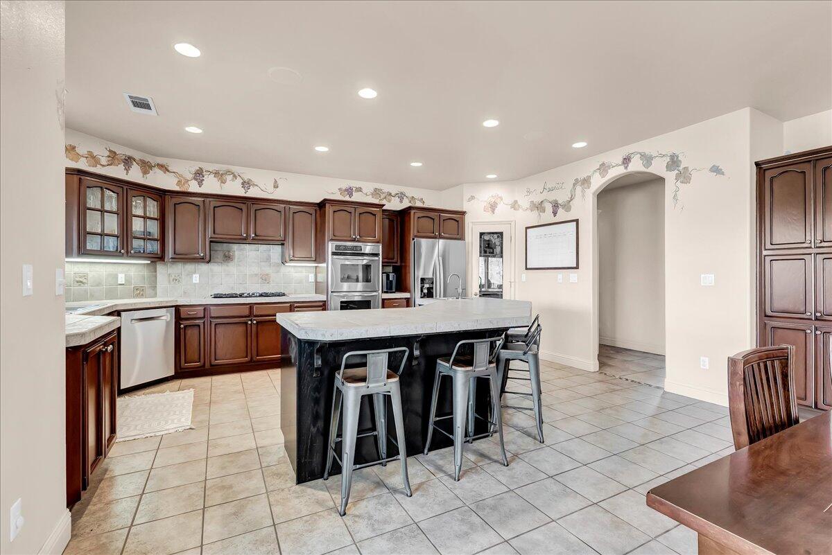 16489 Goat Ranch Rd, Springville, CA 93265