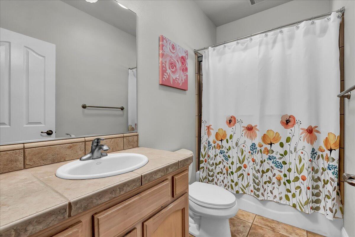 16489 Goat Ranch Rd, Springville, CA 93265